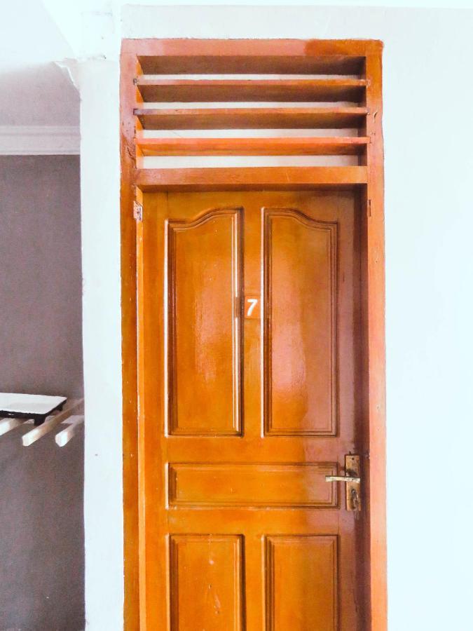 Apartamento Raffiel Nias Lagudri Exterior foto